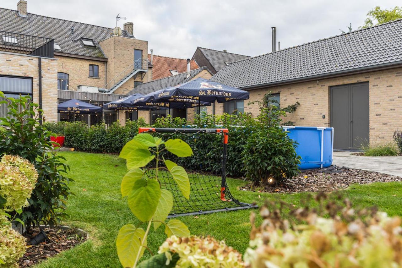 Oud Gemeentehuis Poelkapelle Exterior foto
